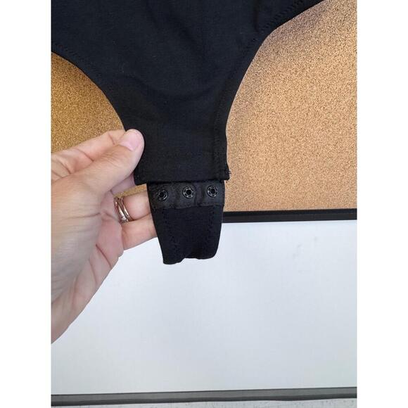 Madewell Black Thin Straps Snap Closure Bodysuit Medium New W/Tag Closet Staple - Picture 2 of 5